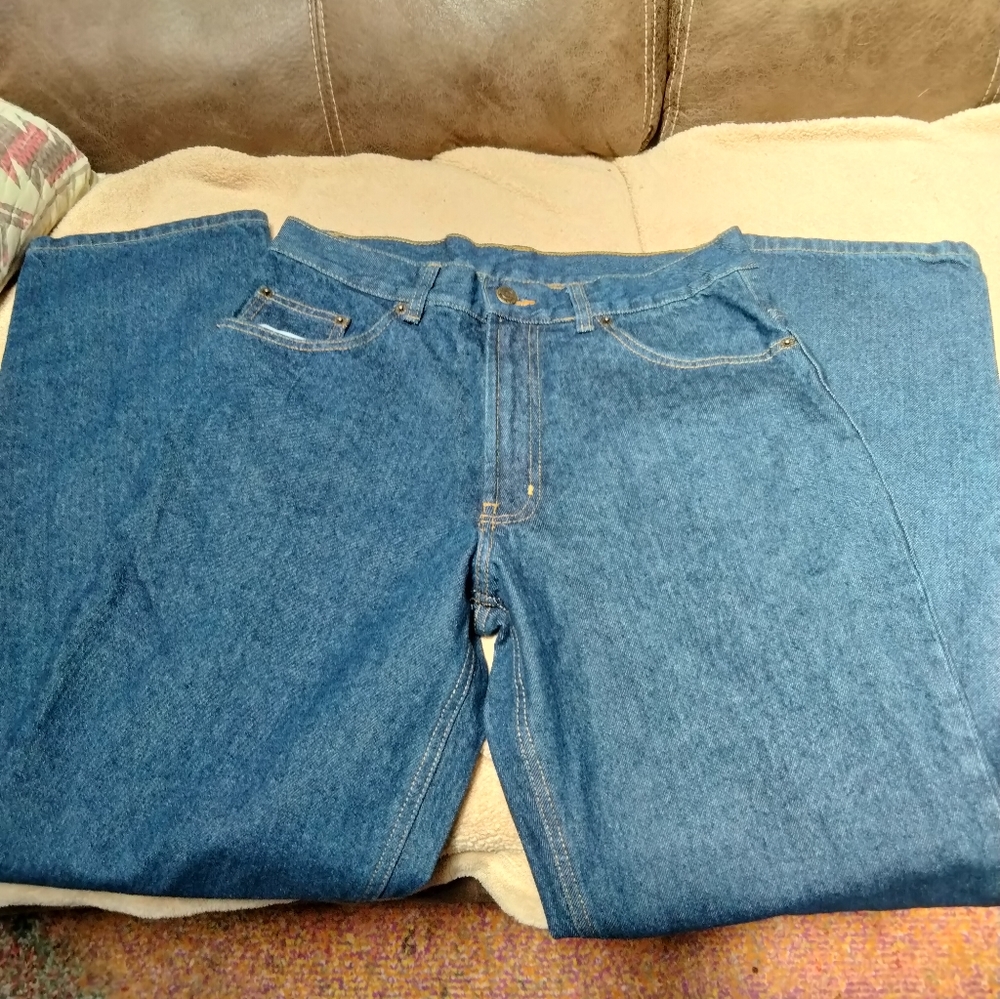 RK Brand Jeans 31x32 NWT